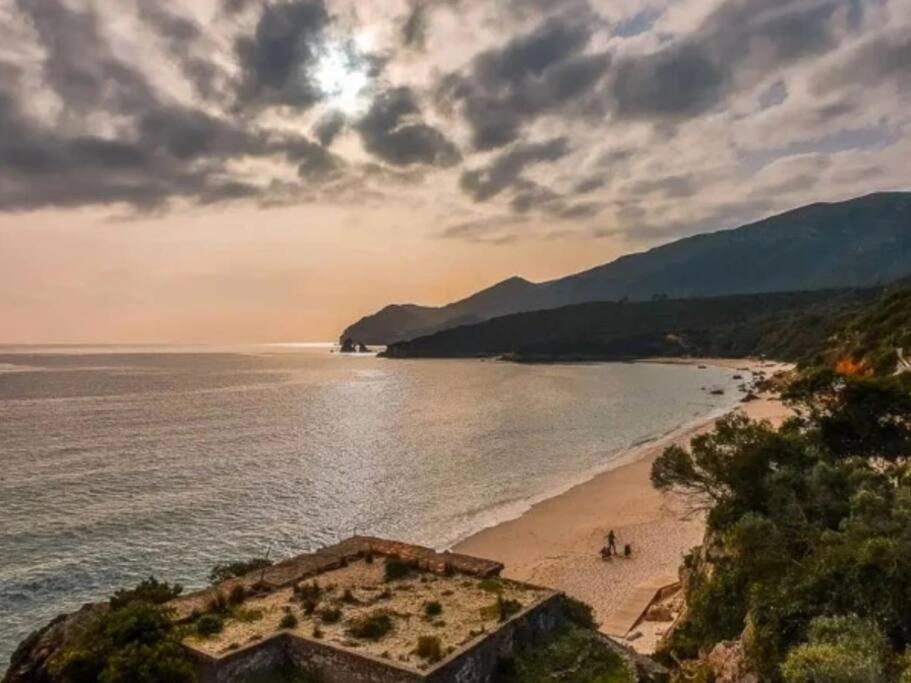Casa Com Jardim Perto Da Praia Villa Sesimbra Exteriör bild